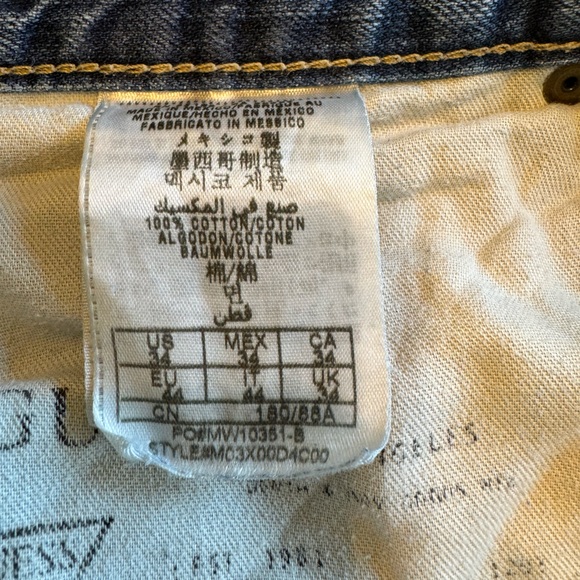 Guess Jeans - Picture 5 of 5